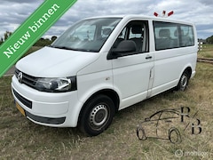 Volkswagen Transporter Kombi - 2.0 TDI L1H1 Trendline 8 PERS AIRCO