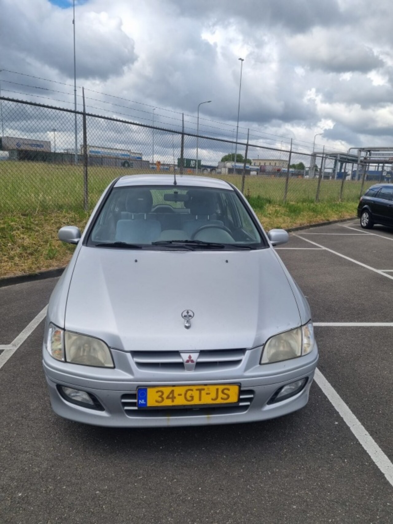 Mitsubishi Space Star - 1.3 Diamond Stuurbekr. Nieuwe APK - AutoWereld.nl