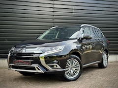 Mitsubishi Outlander - 2.4 PHEV Pure+ ACC|BLINDSPOT|LANEASS|LEDER|CAMERA