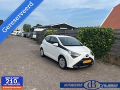 Toyota Aygo - 1.0 VVT-i x-play Automaat Automaat Camera apple carplay