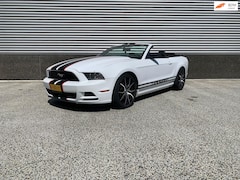 Ford Mustang - 3.7 V6 Cabriolet Automaat Big screen