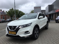 Nissan Qashqai - 1.3 DIG-T 140 MT N-Connecta+Design Pack