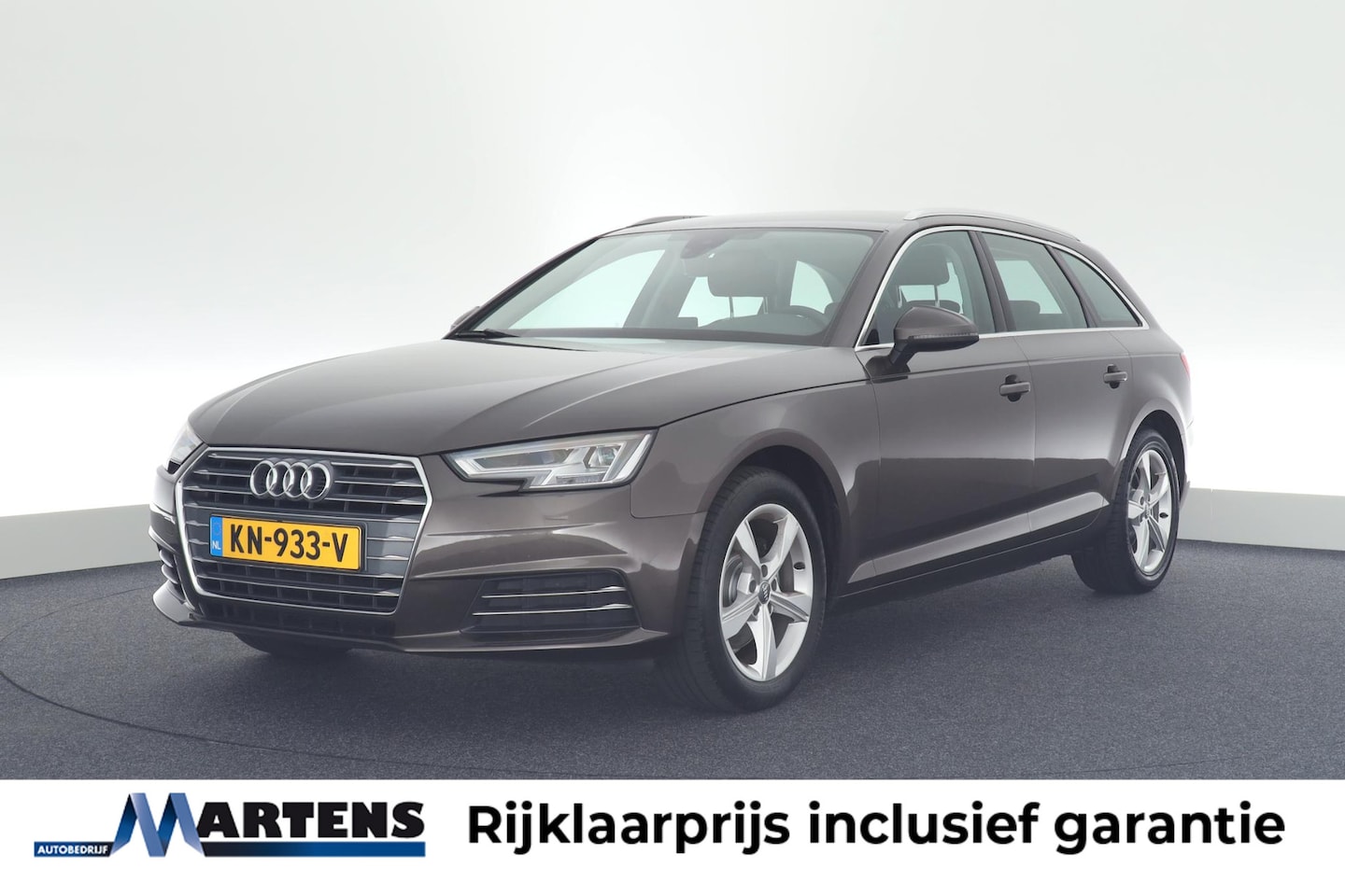 Audi A4 Avant - 1.4 TFSI 150pk S-Tronic Sport Trekhaak Led Navigatie - AutoWereld.nl