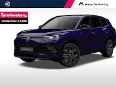 Volkswagen Tayron - R-Line-Edition 1.5 eHybrid 272 pk 6 versn. DSG · Assistance pakket plus · Black edition pa