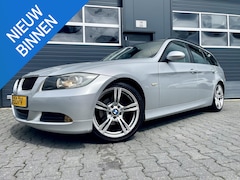 BMW 3-serie Touring - 318i *CARPLAY*CRUISE*ZEER NETJES