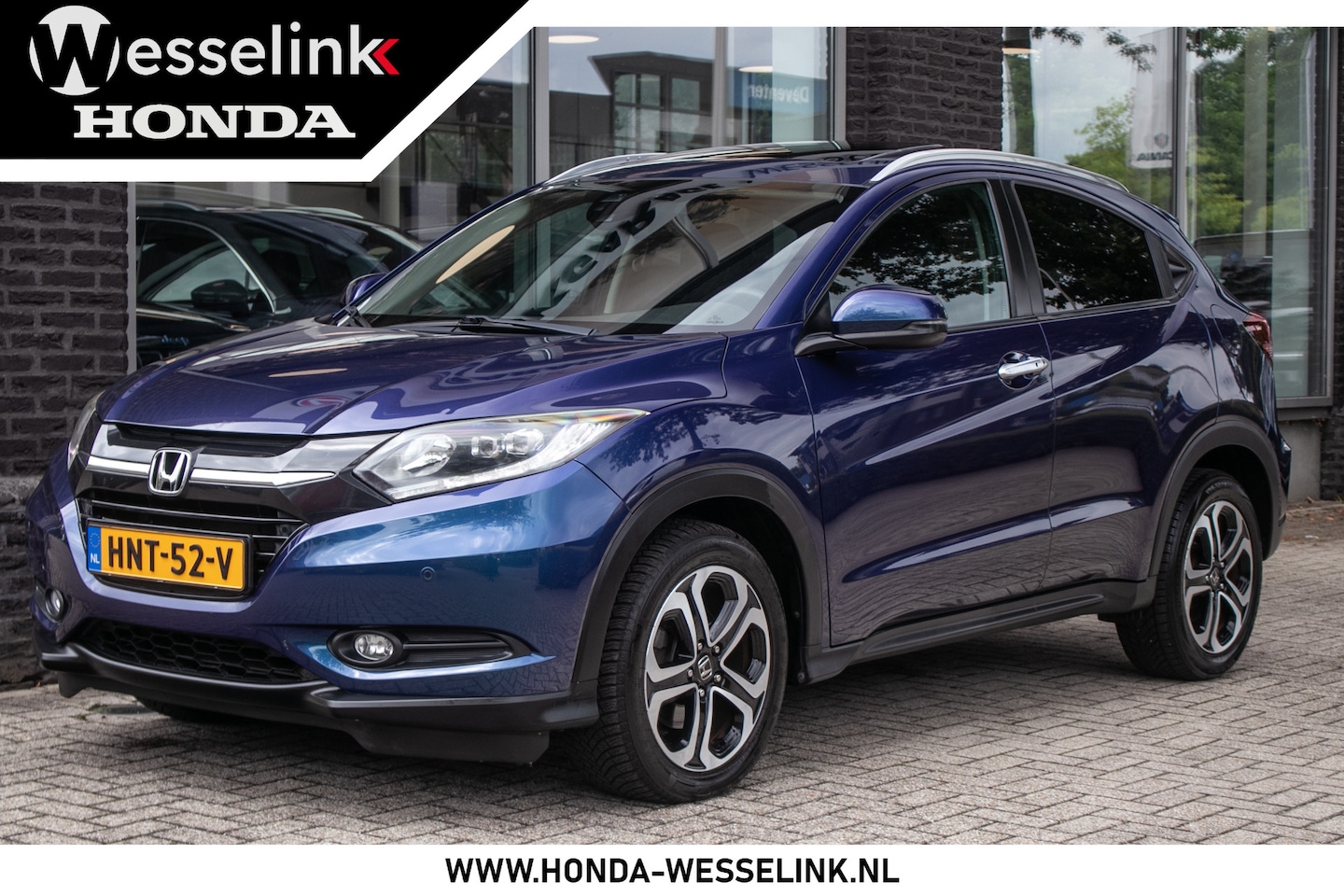 Honda HR-V - 1.5 i-VTEC Executive - All-in rijklrprs | pano schuif-k dak - AutoWereld.nl