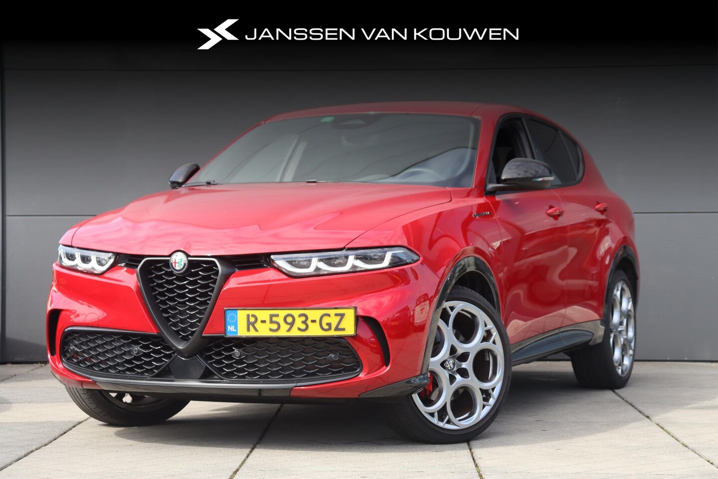 Alfa Romeo Tonale - 1.5T Hybrid Edizione Speciale / Leder / Stuur- Stoelverwarming / Stoelventilatie / Harman - AutoWereld.nl