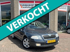 Skoda Octavia Combi - 1.6 Classic - Cruise - Airco - Trekhaak - Zeer netjes