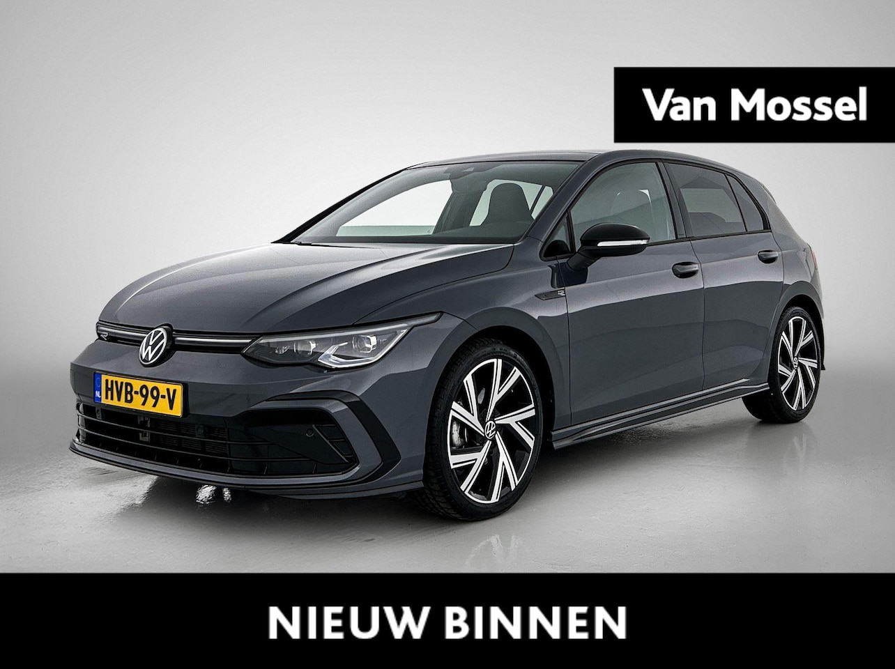 Volkswagen Golf - 1.5 eTSI R-Line Business | PANORAMADAK | IQ LIGHTS | STOEL + STUURVERWARMING | APPLE CARPL - AutoWereld.nl