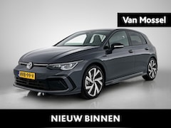 Volkswagen Golf - 1.5 eTSI R-Line Business | PANORAMADAK | IQ LIGHTS | STOEL + STUURVERWARMING | APPLE CARPL
