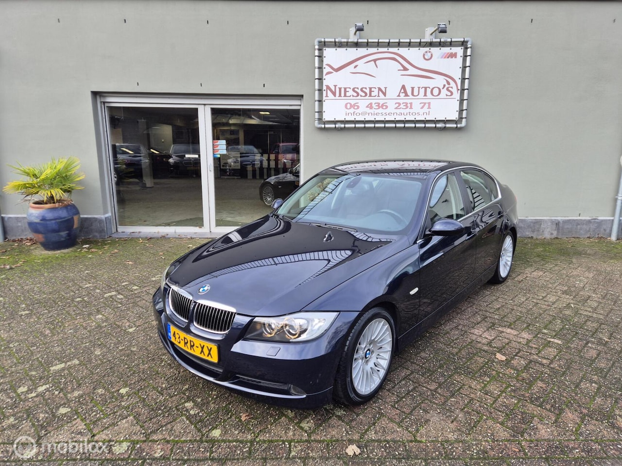 BMW 3-serie - E90 325i Dynamic Executive NAP/2e eigenaar - AutoWereld.nl