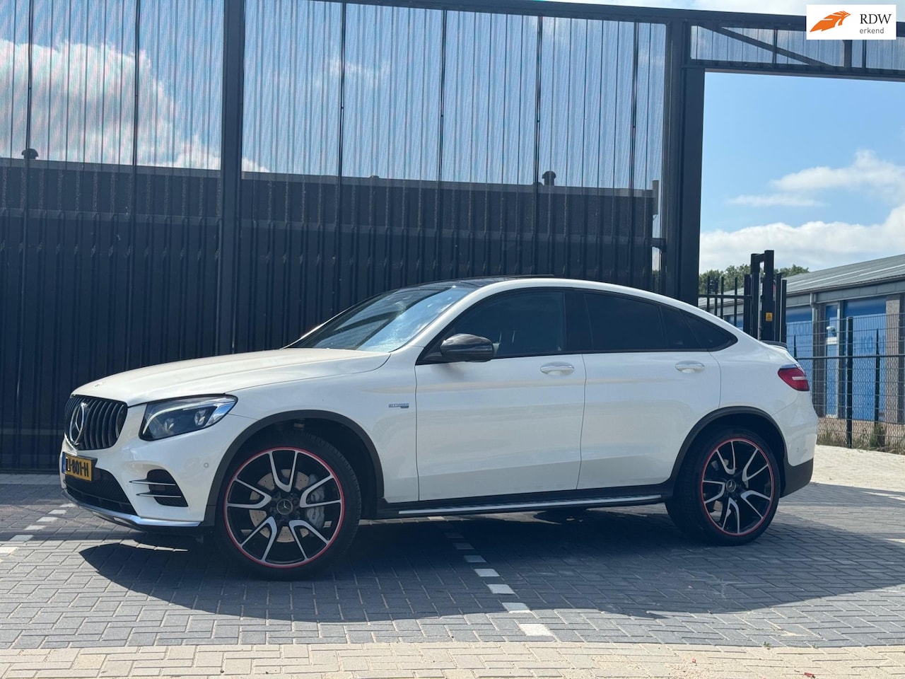 Mercedes-Benz GLC-klasse Coupé - AMG 43 4MATIC - STOELKOELING - SCHUIFDAK - LEER - 360 CAMERA - VAKANTIEKLAAR!!!! - AutoWereld.nl