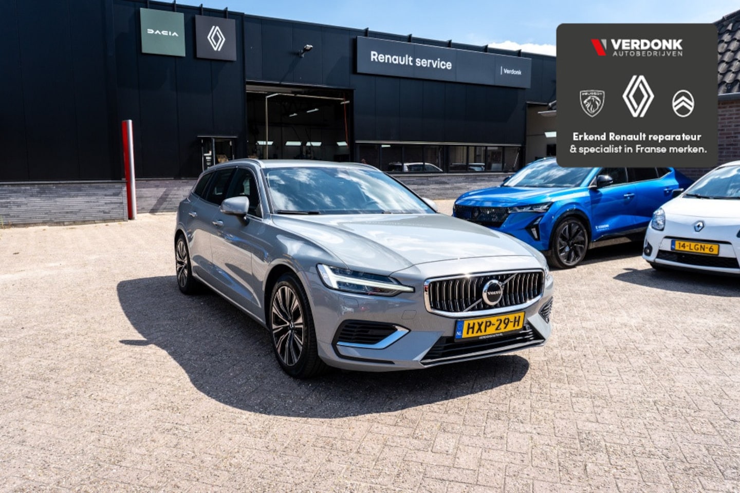 Volvo V60 - 2.0 T6 AWD Core Bright 350PK | Google | Apple - AutoWereld.nl
