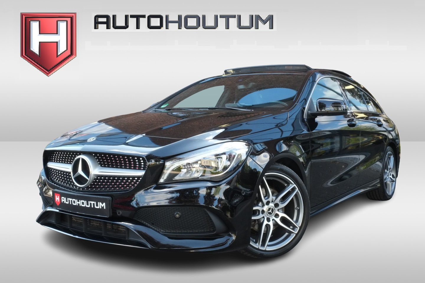 Mercedes-Benz CLA-klasse Shooting Brake - 180 Business Solution AMG Panoramadak - AutoWereld.nl