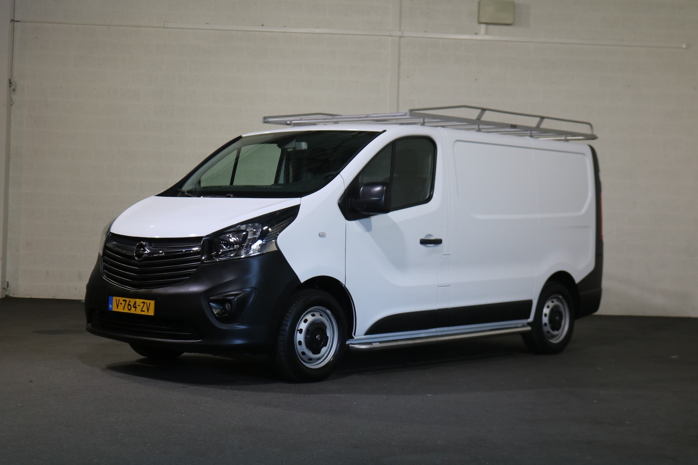 Opel Vivaro - 1.6 CDTI L1 H1 Airco Imperiaal Trekhaak Inrichting - AutoWereld.nl