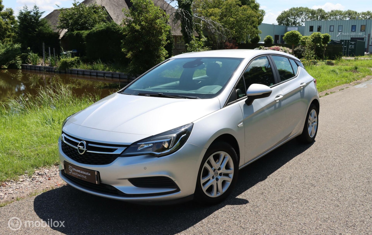 Opel Astra - 1.0 Business+ / Navi / PDC / Trekhaak / Stoelverw - AutoWereld.nl