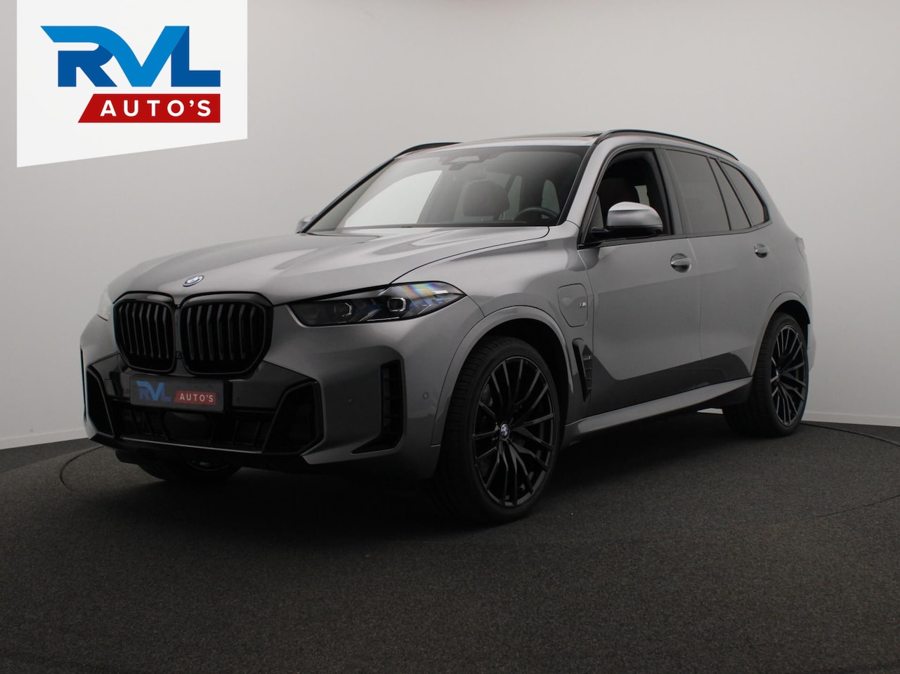 BMW X5 - XDrive50e M-Sport 22'' Pano/dak Head/up Harman/Kardon Comfort/stoel Trekhaak - AutoWereld.nl