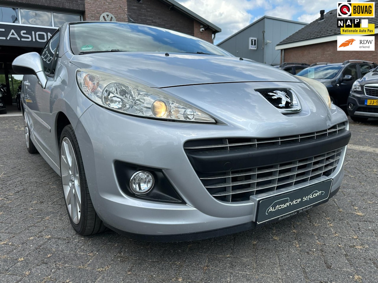 Peugeot 207 CC - 1.6 VTi Griffe Cabrio - AutoWereld.nl
