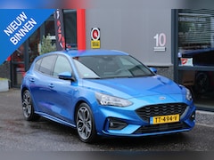 Ford Focus - 1.0 EcoBoost ST X Line Business STOEL, STUURVERWARMING, TREKHAAK, BOSE