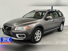 Volvo XC70 - 3.2 Summum SCHUIFDAK/STOELVENTILATIE/LEER