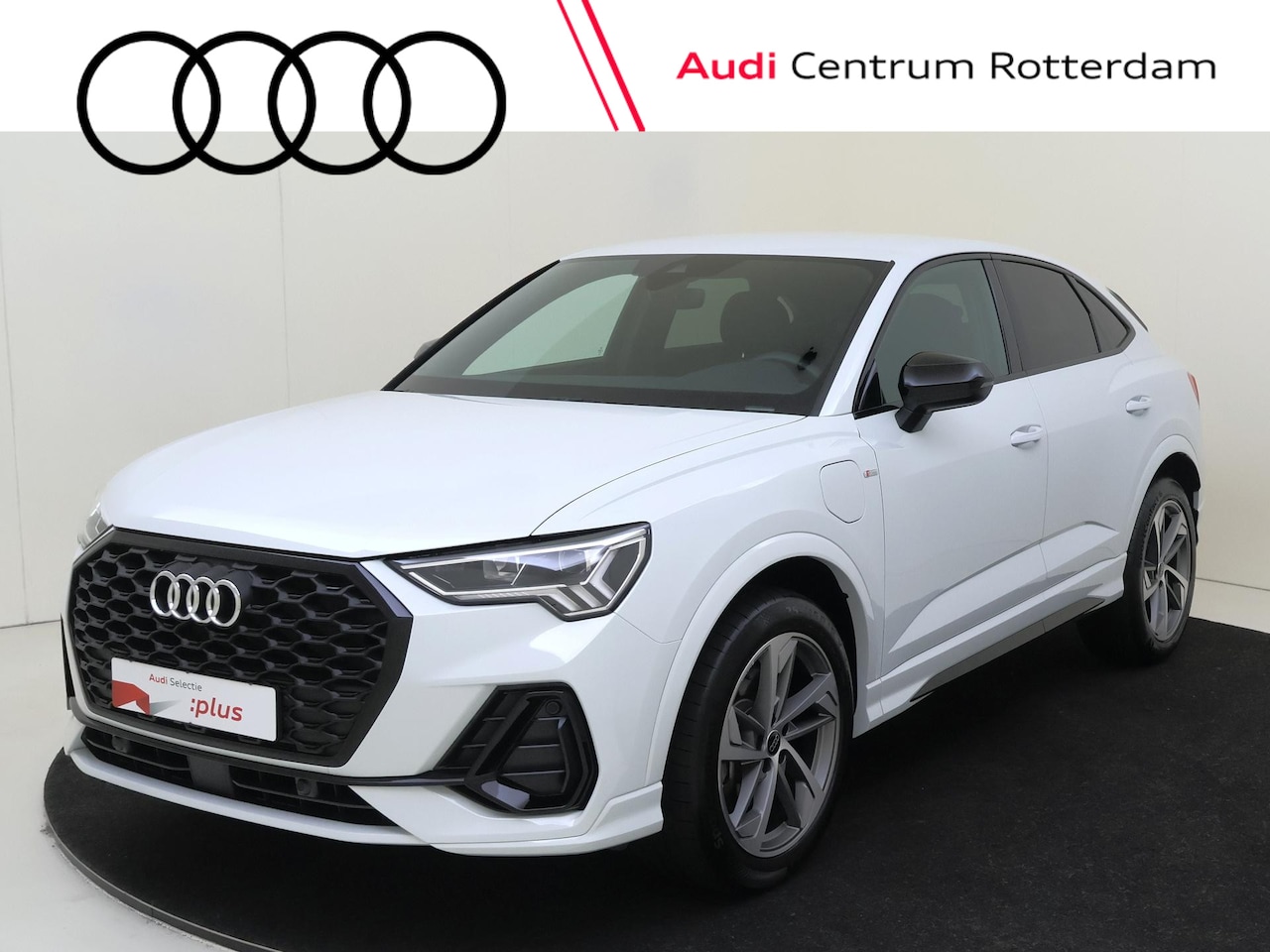 Audi Q3 Sportback - 45 TFSI e S Edition | Trekhaak | Keyless | Adaptieve cruise control | Dodehoek detectie | - AutoWereld.nl