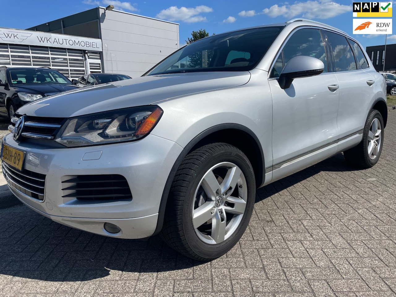 Volkswagen Touareg - 3.0 TDI R-Line 3.0 TDI R-line - AutoWereld.nl