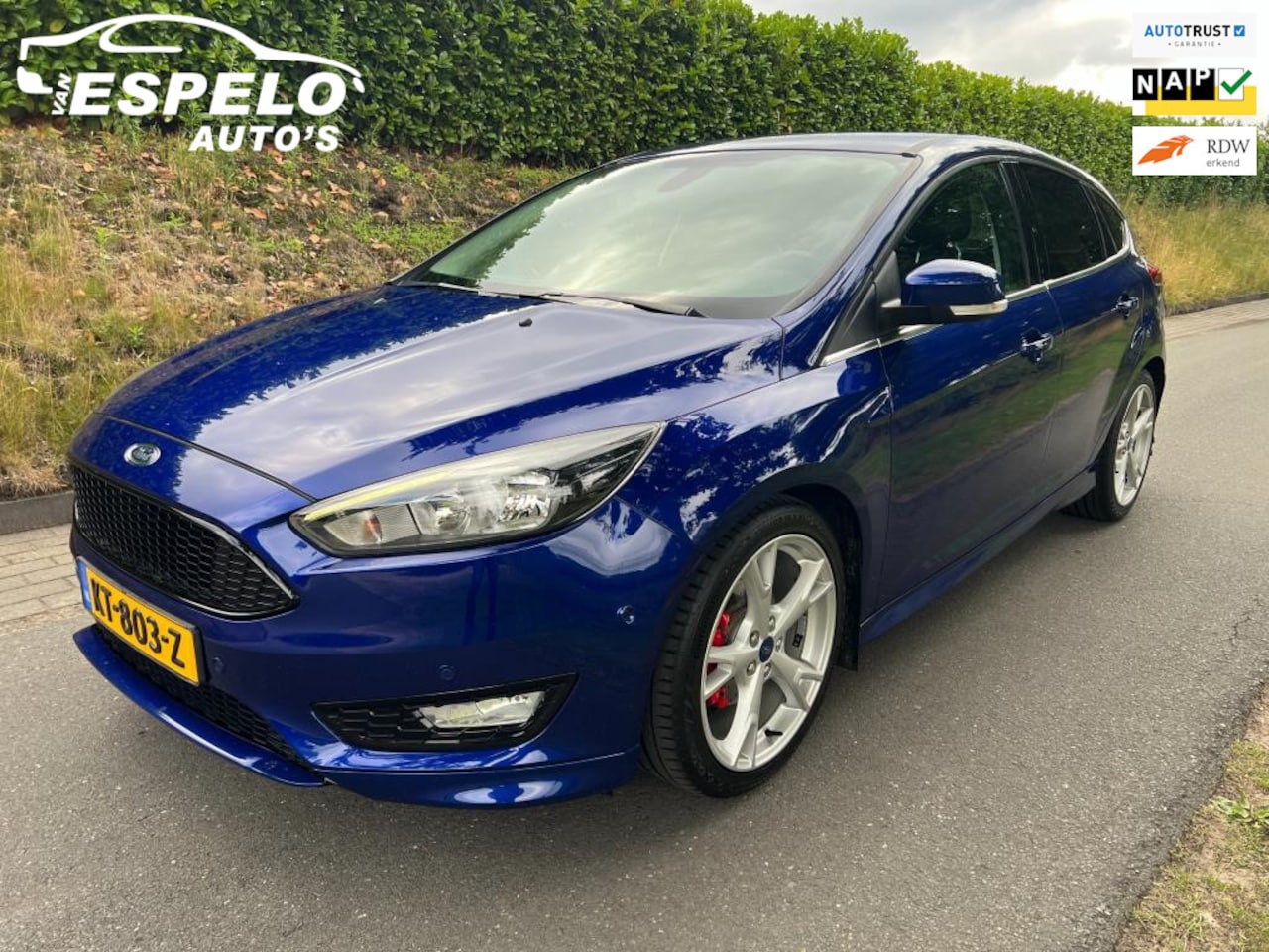 Ford Focus - 1.0 Titanium met S-pack en oa: Nap, Historie, Afn trekhaak, Lm 18", Climate, Camera, Cruis - AutoWereld.nl
