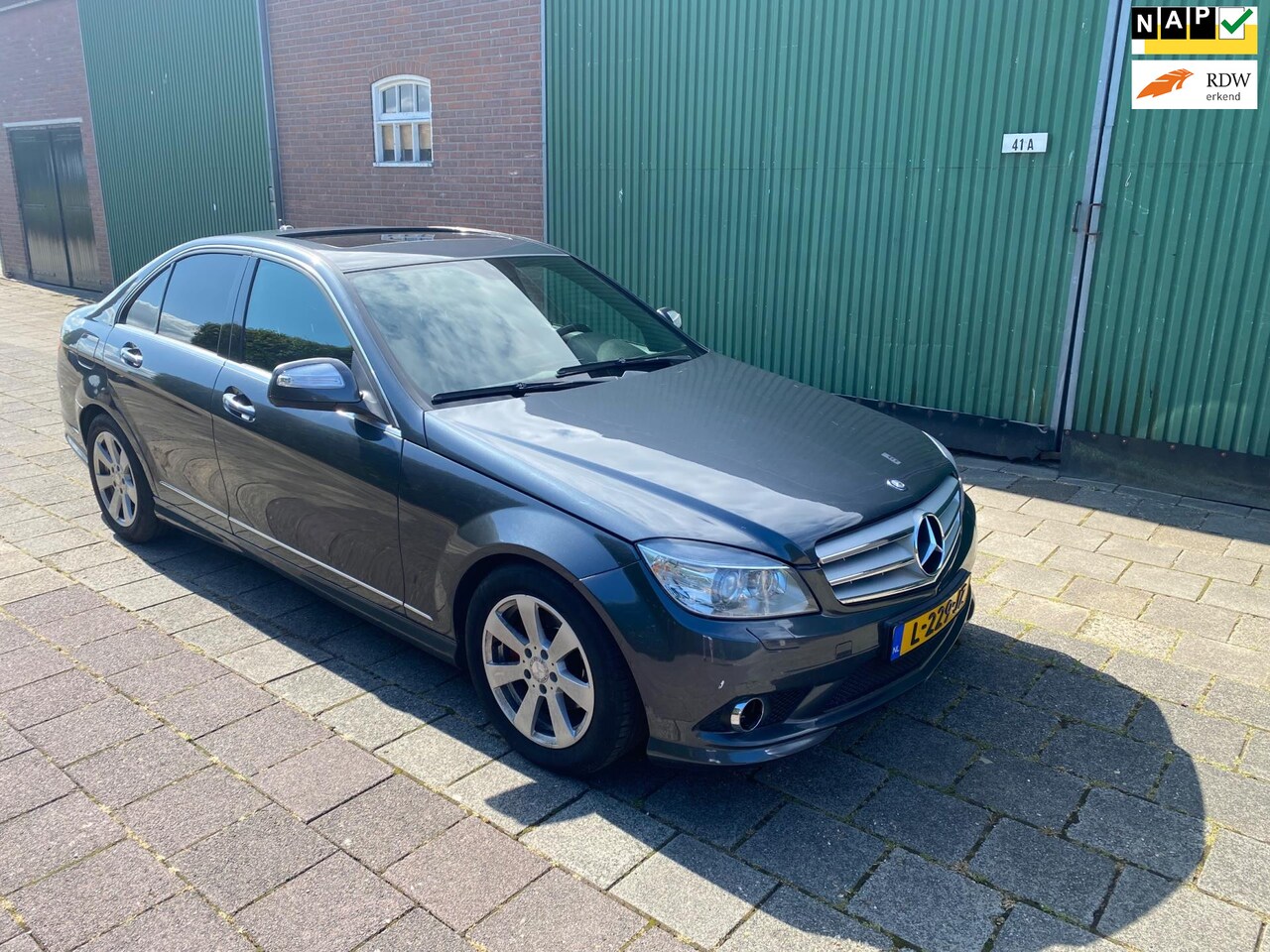 Mercedes-Benz C-klasse - Mercedes-Benz C-Klasse 3.5 C350 Sedan AUT 2008 | Leder | Dakje - AutoWereld.nl