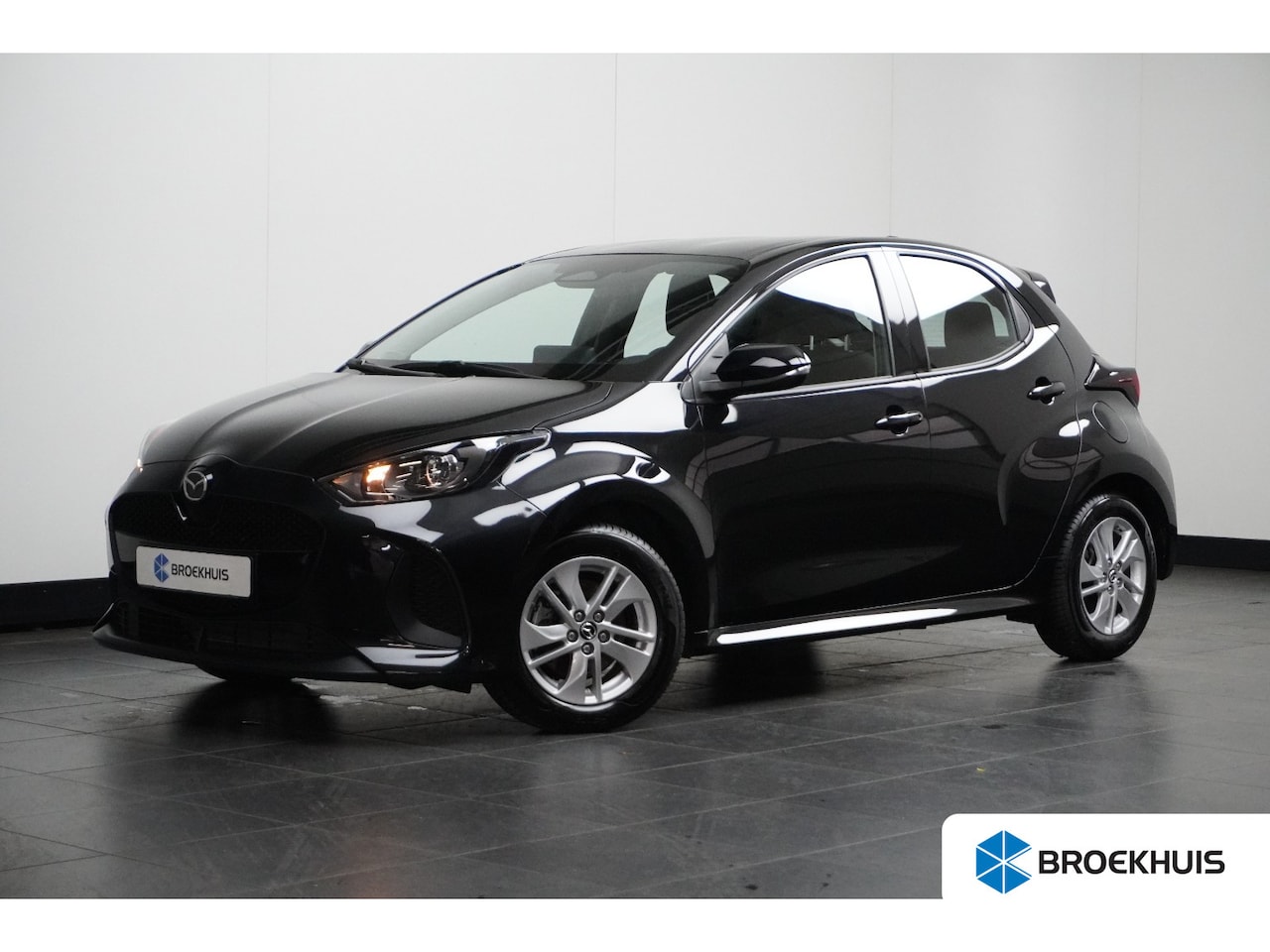 Mazda 2 Hybrid - 1.5 Centre-line | Achterspoiler | Achteruitrijcamera | Apple Carplay/Android Auto|telefoon - AutoWereld.nl
