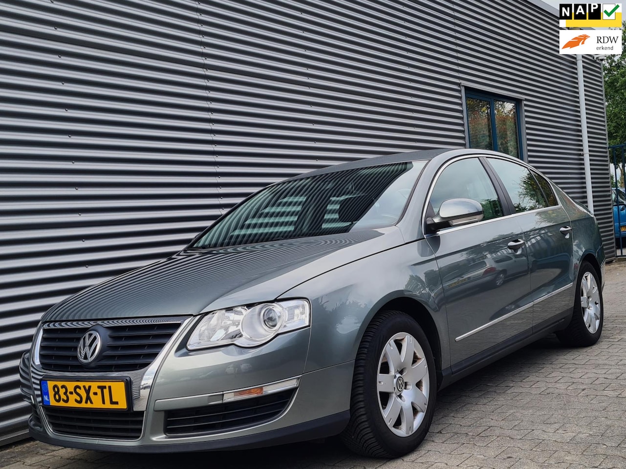 Volkswagen Passat - 2.0 FSI H6 Sportline 06-2006 Granite Green Metallic - AutoWereld.nl