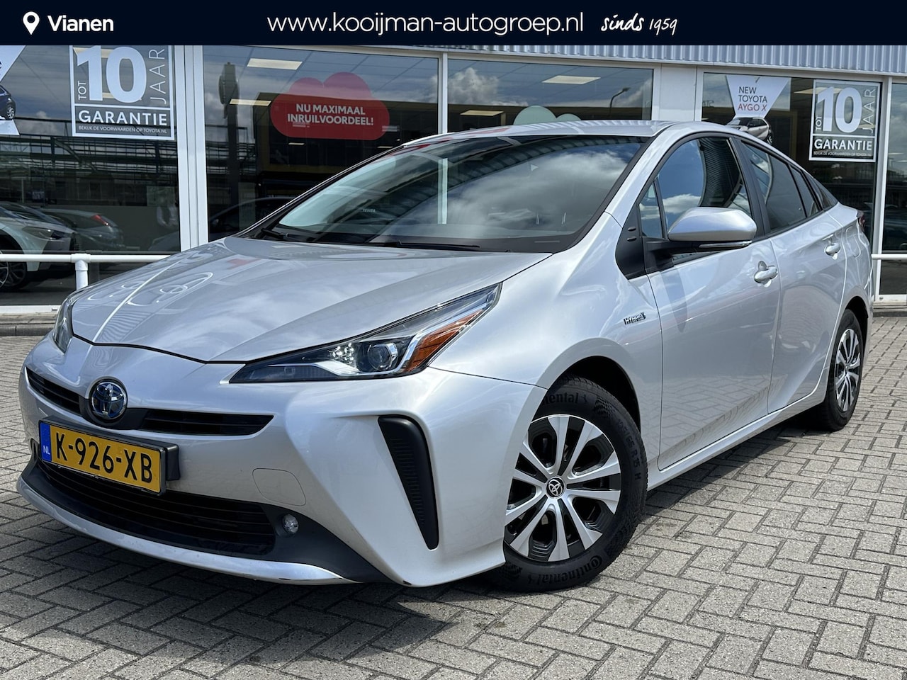 Toyota Prius - 1.8 Dynamic NL auto, slechts 63000km! Dealeronderhouden, garantie tot 2031! - AutoWereld.nl