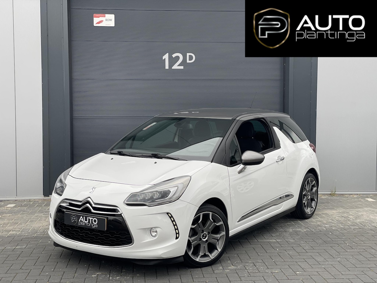 DS 3 - 1.2 PureTech So Chic | Automaat | Airco | Navi | - AutoWereld.nl