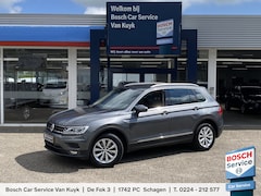 Volkswagen Tiguan - 1.4 TSI Comfortline Business / NL-Auto / Adaptieve Cruise-Control / Climate-Control / Appl