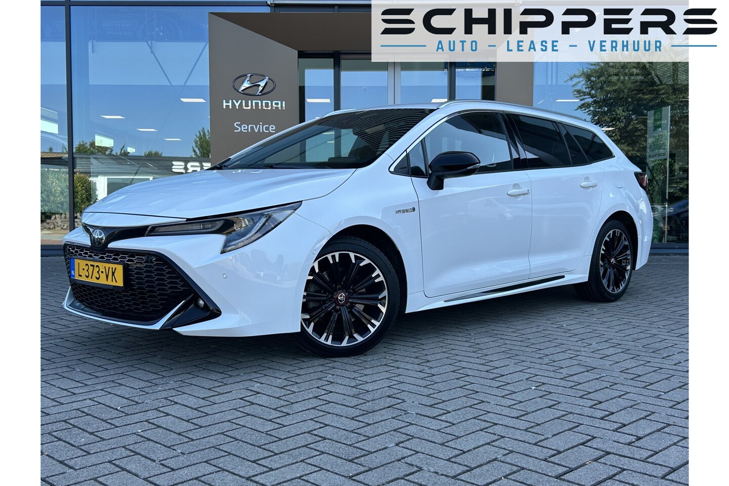 Toyota Corolla Touring Sports - 2.0 Hybrid GR-Sport 180pk | Trekhaak - AutoWereld.nl