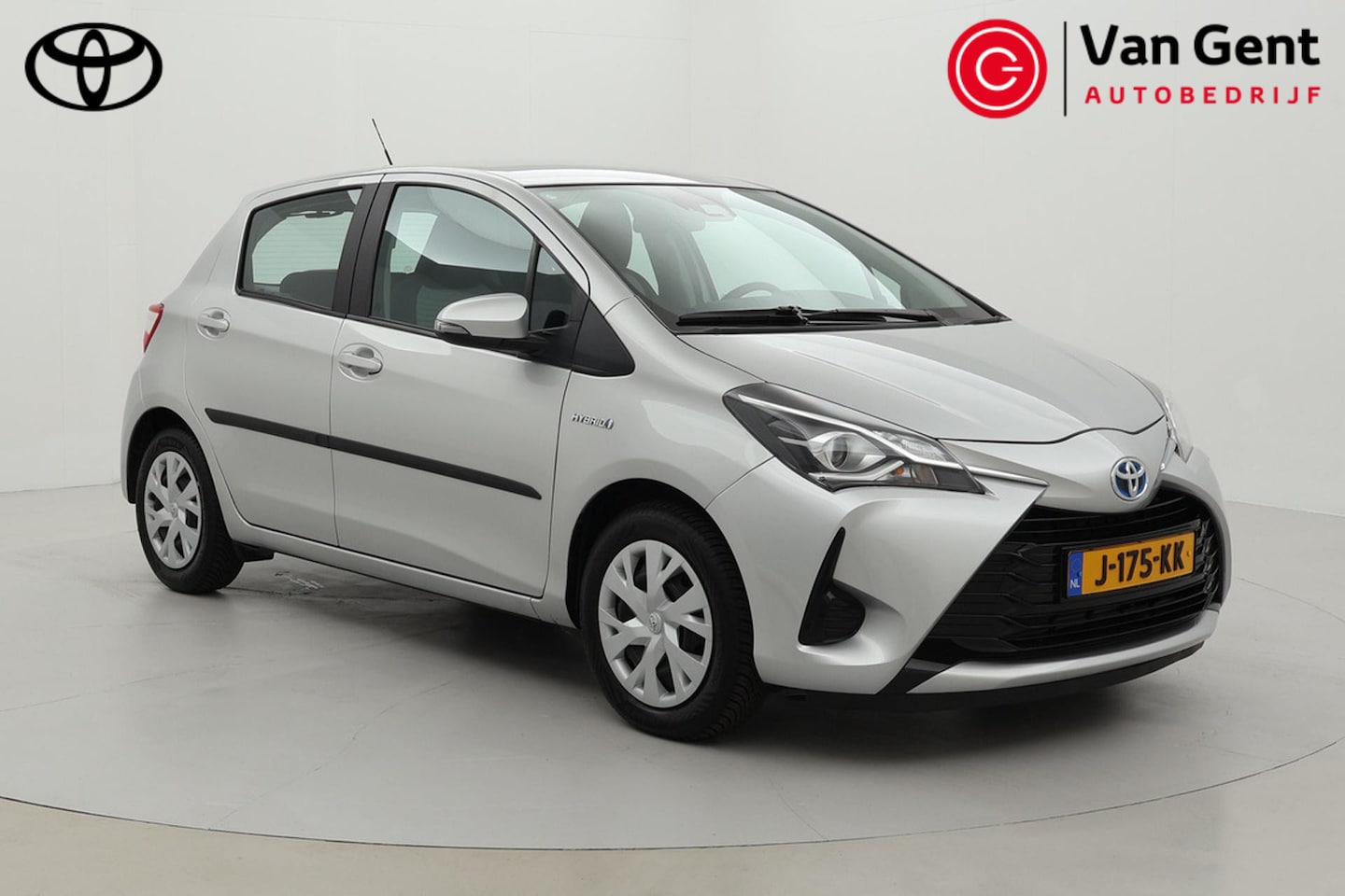 Toyota Yaris - 1.5 Hybrid Active | Navigatie | Cruise Control | Clima | Parkeersensoren achter | Camera | - AutoWereld.nl