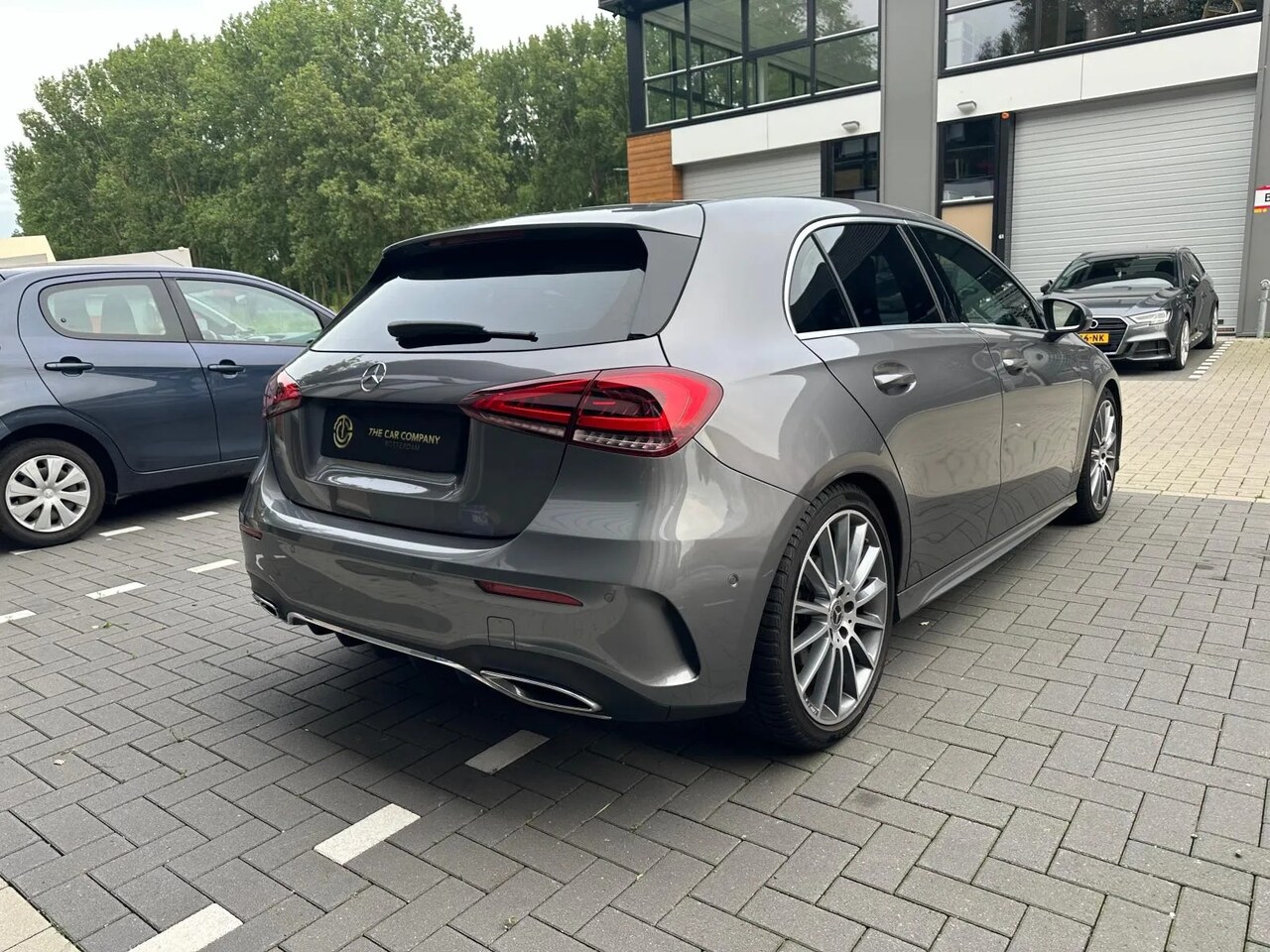 Mercedes-Benz A-klasse - 180 AMG | PANO | MBGARANTIE | - AutoWereld.nl