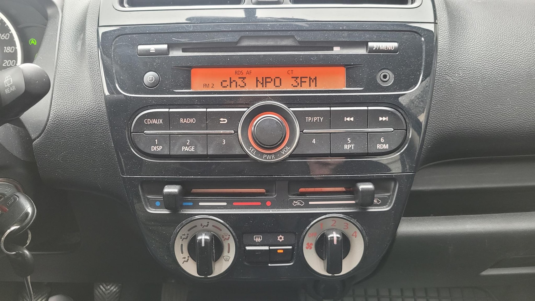 Mitsubishi Space Star - 1.0 Inform (Airco / 5 Deurs / LM Velgen / PDC V+A)