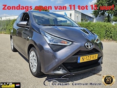 Toyota Aygo - 1.0 VVT-i x-Play, Carplay Camera 1e Eig Zondag OPEN