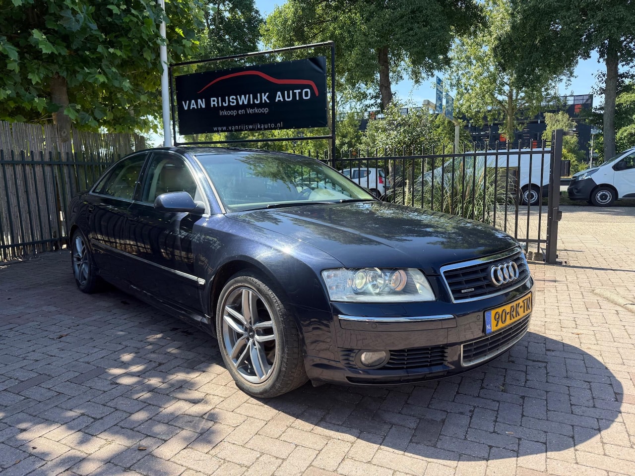 Audi A8 - 3.7 Quattro V8 Inruil Koopje Xenon Leder Rijdt Goed - AutoWereld.nl