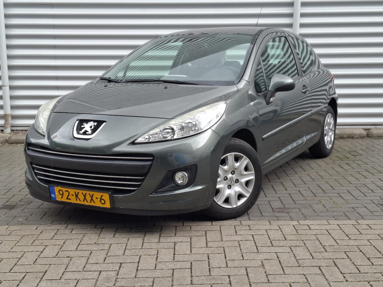 Peugeot 207 - 1.6 VTi 120 XS Clima lage km.stand, 1eigenaar - AutoWereld.nl