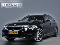 BMW 3-serie Touring - 330e 292pk Sportline 1eEig. Dealer OH Carplay/Sportstoelen/Virtual/Navi/Led/H.Leer/Stoelve
