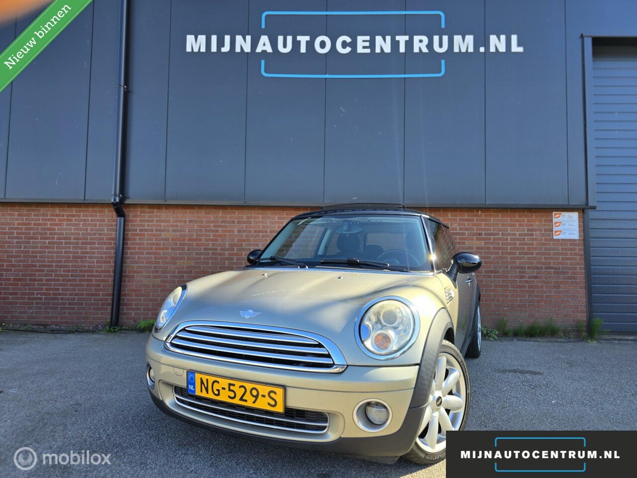 MINI Cooper - Mini 1.6 / PANO✔️/ AIRCO✔️ - AutoWereld.nl