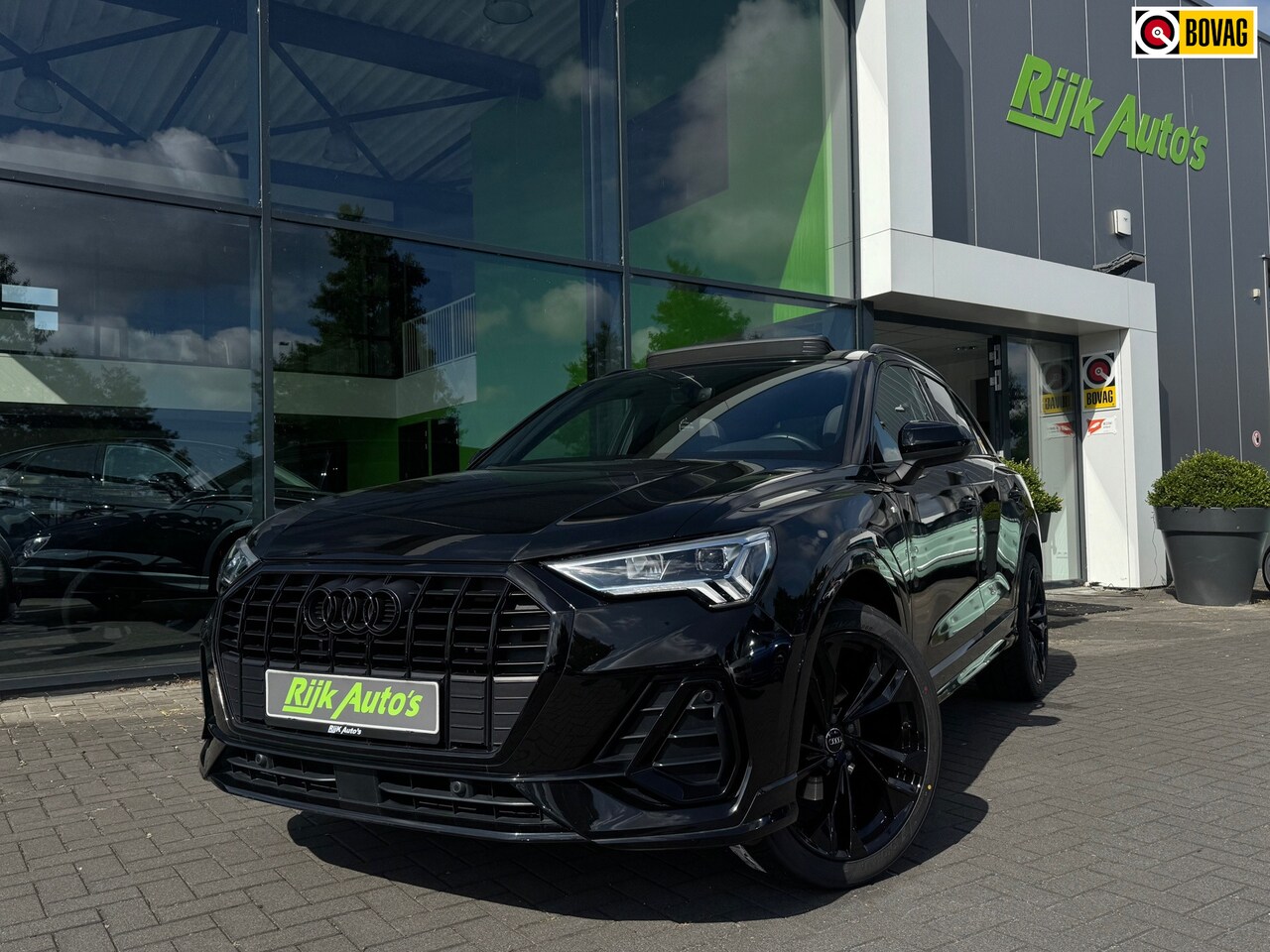 Audi Q3 - 35 TFSI 3X S-Line * Panoramadak * Matrix Led * Black Pack - AutoWereld.nl