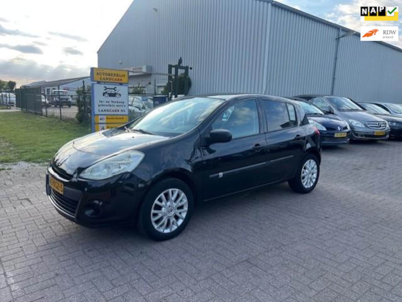 Renault Clio - 1.2 Special Line 1.2 Special Line - AutoWereld.nl