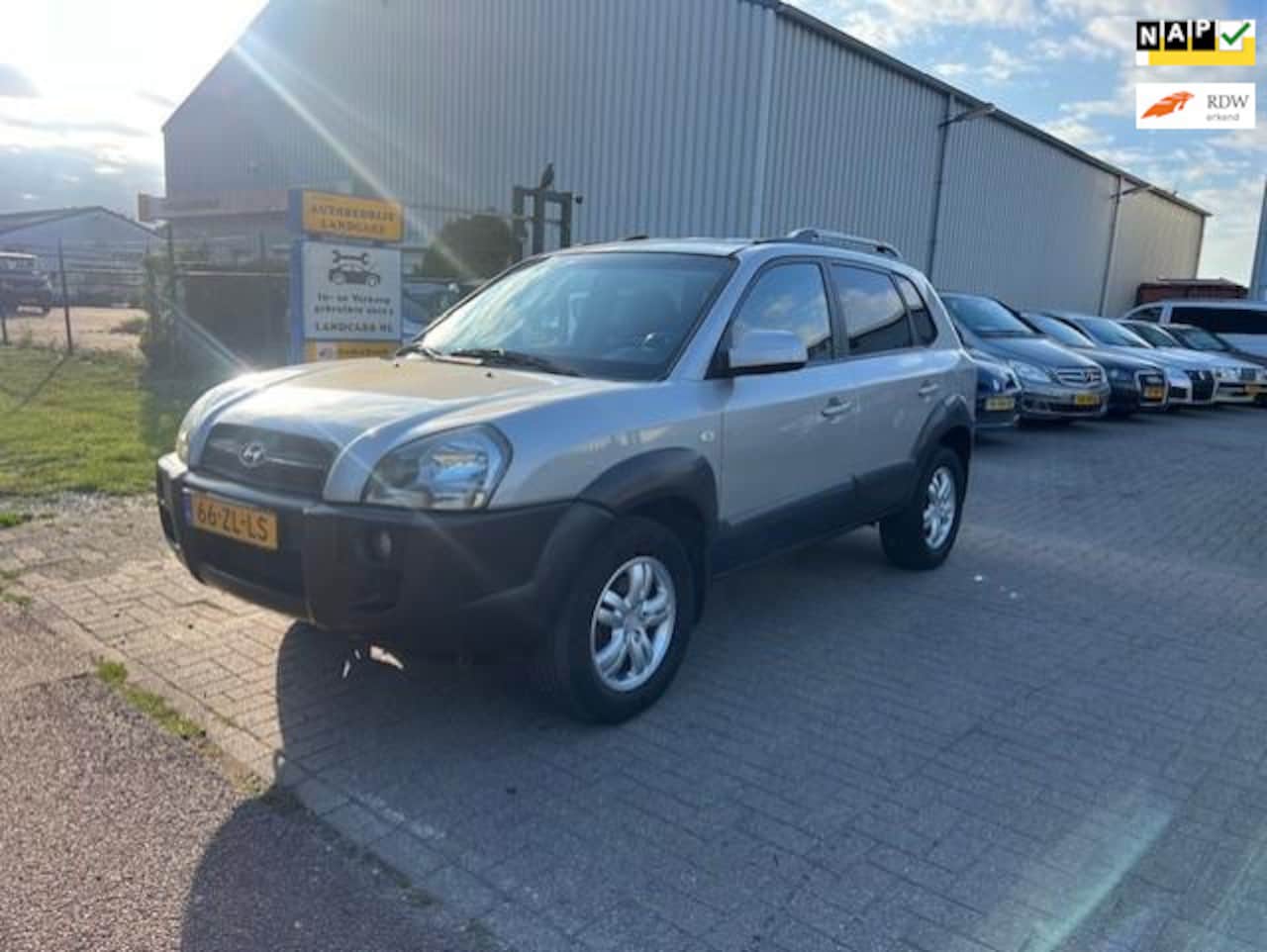 Hyundai Tucson - 2.0i Style 2.0i Style - AutoWereld.nl