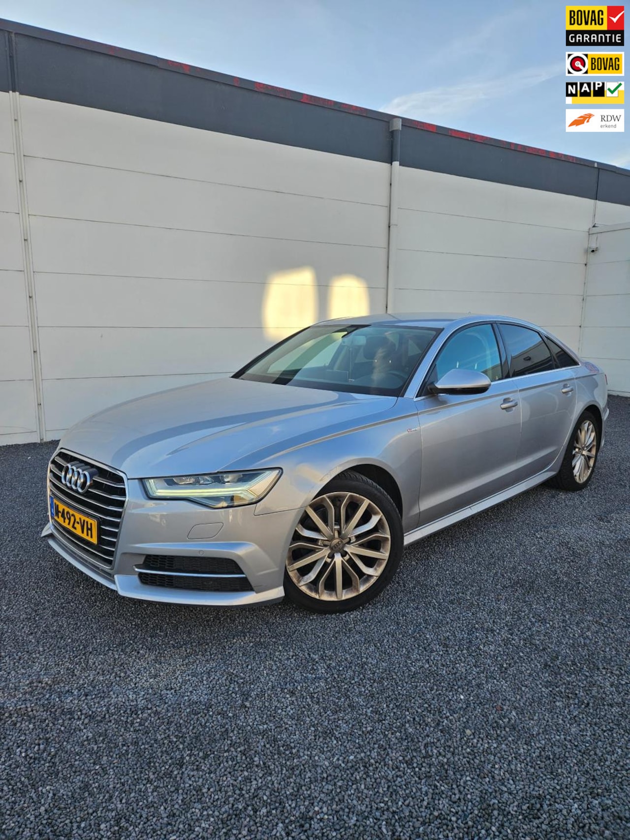 Audi A6 Limousine - 1.8 TFSI ultra Premium Edition - AutoWereld.nl