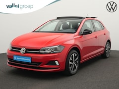 Volkswagen Polo - 1.0 TSI 95 pk DSG Beats | Panoramadak | Trekhaak | Parkeersensoren voor/achter | Adative C