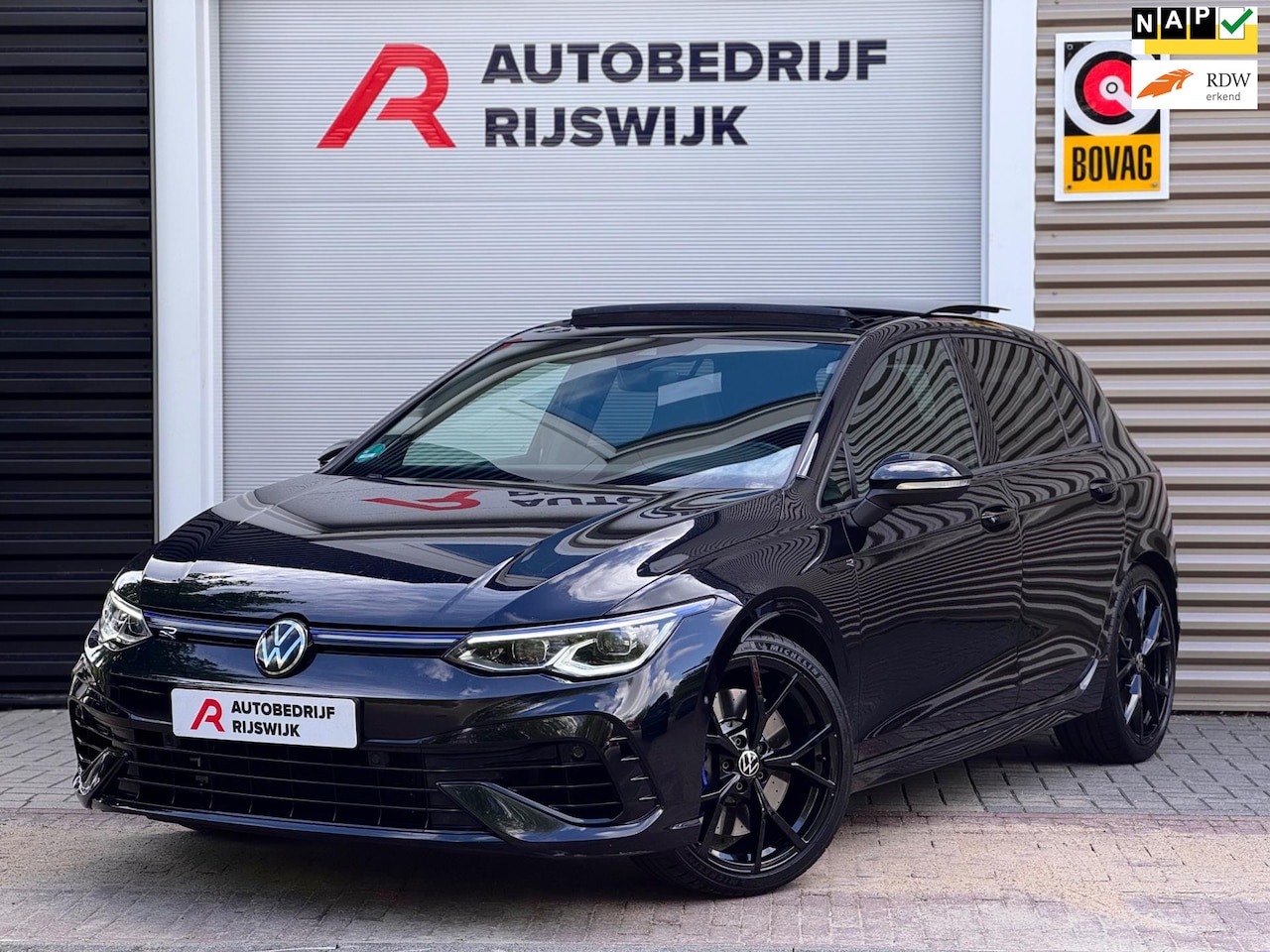 Volkswagen Golf - 2.0 TSI R 4Motion Akra/Pano/Memory/Matrix - AutoWereld.nl