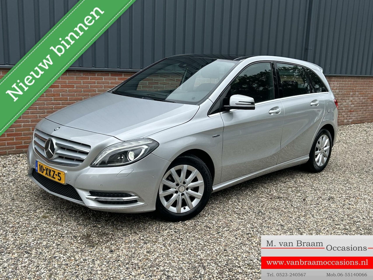 Mercedes-Benz B-klasse - 200 Automaat/Leer/Pano/Memory-Stoelen - AutoWereld.nl
