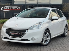 Peugeot 208 - 1.4 VTi Envy | Navigatie | Cruise Control | Climate Control | Licht/Regen Sensor | Parkeer